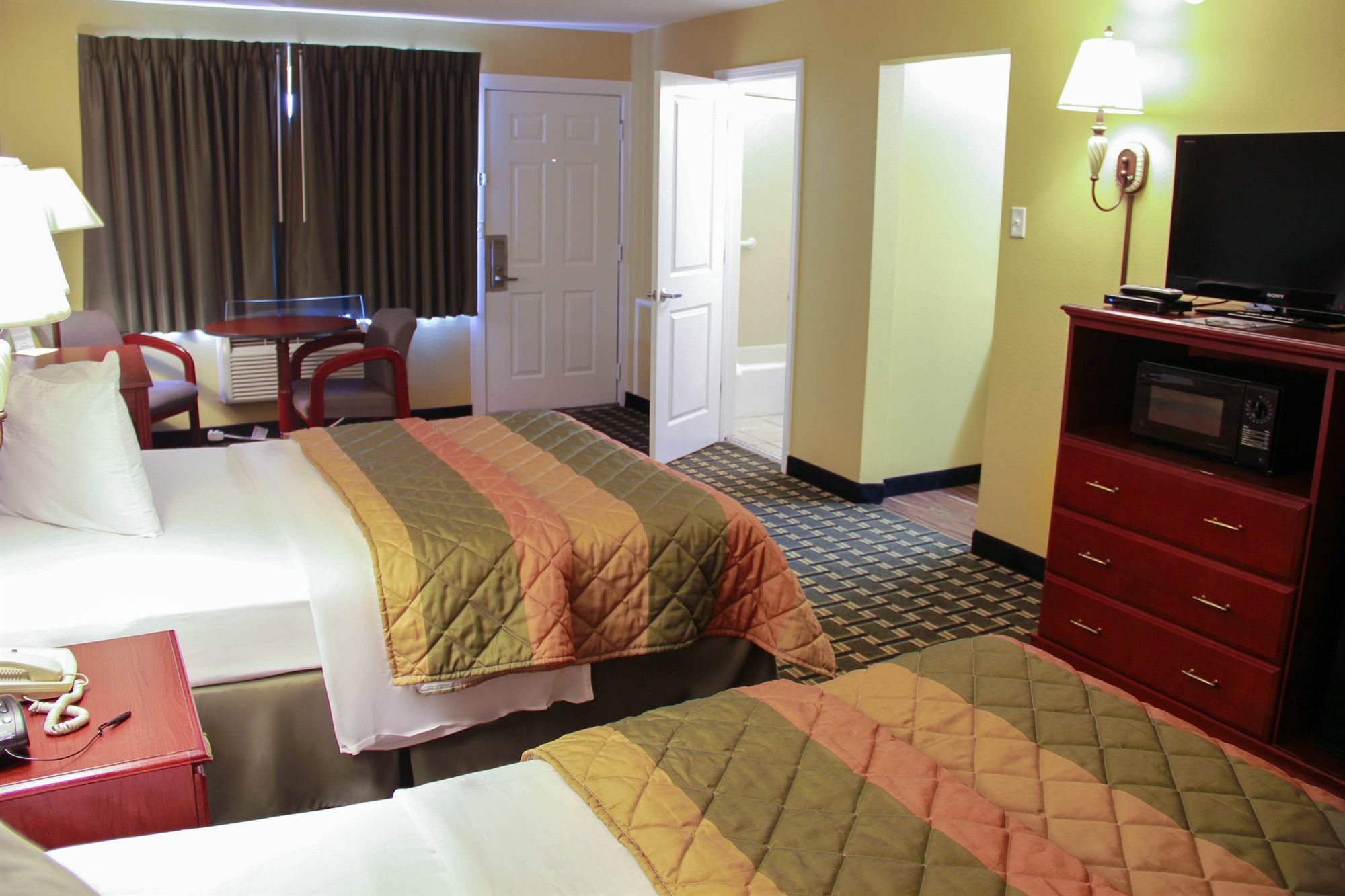 Relax Inn And Suites Kuttawa Екстер'єр фото